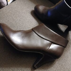 East 5th Brown Heeled Ankle Boots Size 7